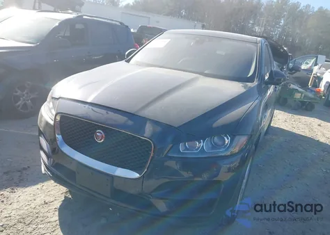 2017 Jaguar F-Pace 35T Prestige z USA, uszkodzony, nr VIN SADCK2BV9HA060560